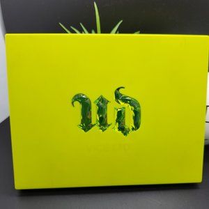 Urban Decay Eyeshadow Palette